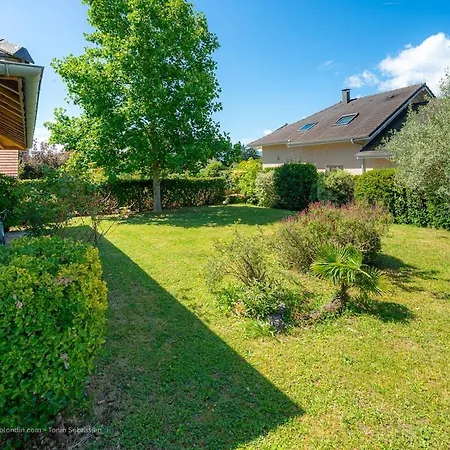 Des Amarylis - 3 Bedrooms, Parking, And Garden