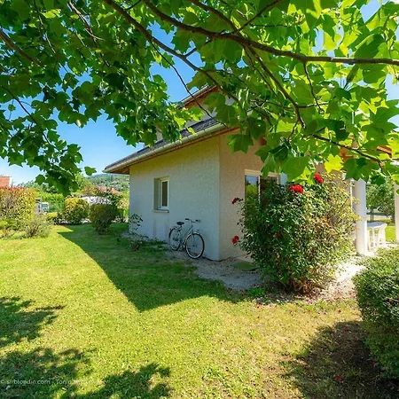 Des Amarylis - 3 Bedrooms, Parking, And Garden
