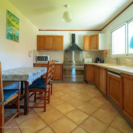 Feriehus Des Amarylis - 3 Bedrooms, Parking, And Garden *